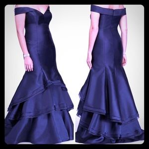 Gorgeous Xscape Blue Formal Gown (Size 6)